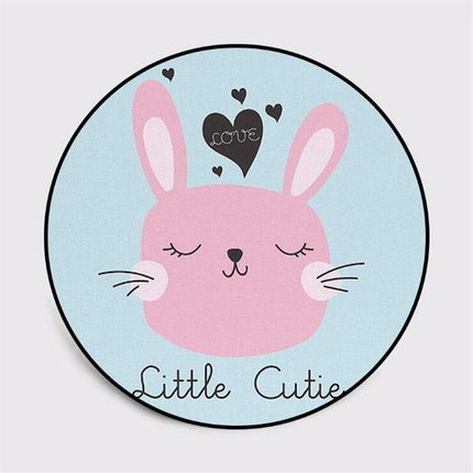 Słodki okrągły dywanik z królikiem