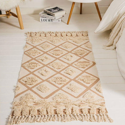 Mały dywanik w stylu berberyjskim