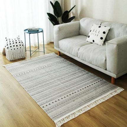 Jasny dywan berberyjski do salonu