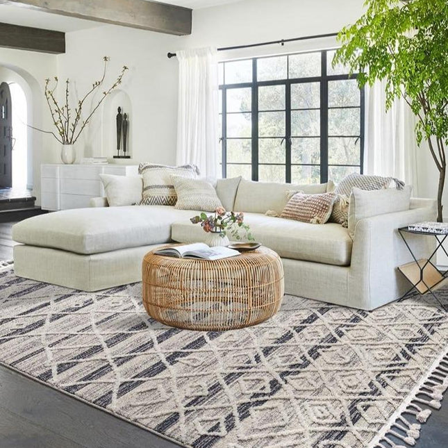 Gruby dywan berberyjski w geometryczne wzory