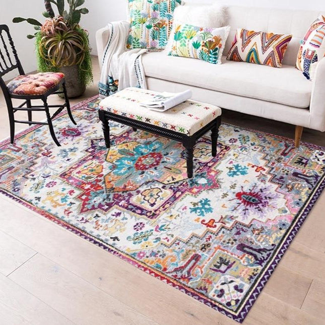Etniczny dywan w stylu boho do salonu