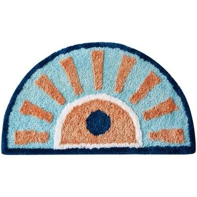 Półokrągły dywanik łazienkowy ze słońcem