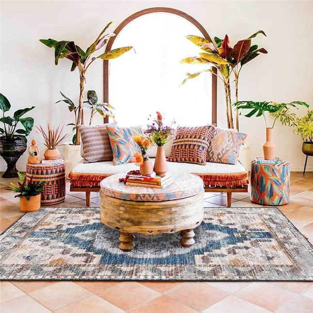 Beżowy dywan z efektem vintage postarzany