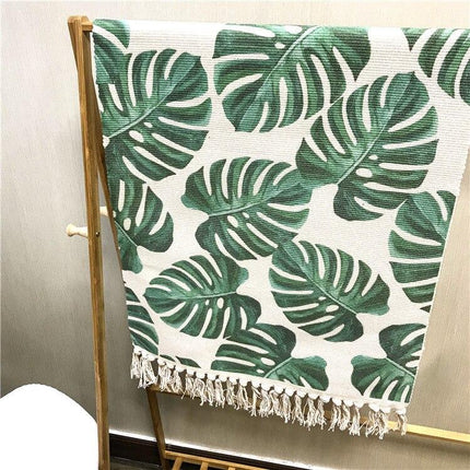 Dywan w liście monstery do salonu